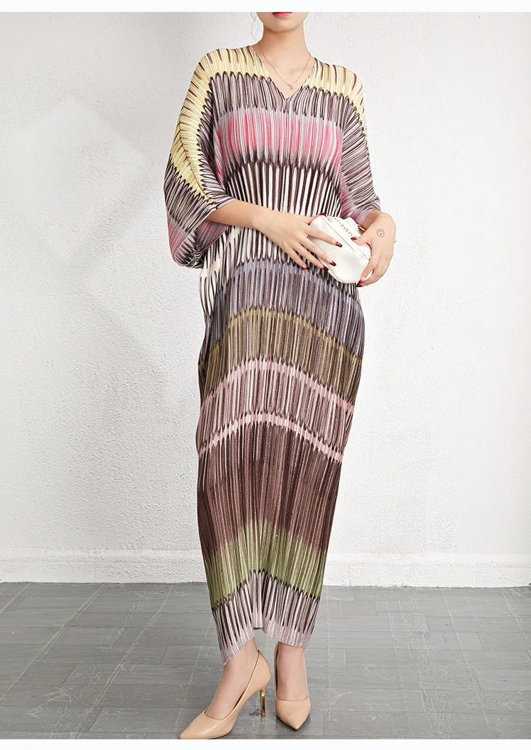 Miyake 2024 Herbst Neues Damen-Fledermausärmel-Langkleid, Locker Sitzend, Übergröße, Modisches Plissee-Maxikleid – Detail 13