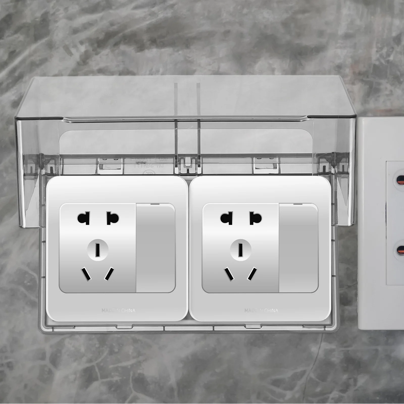1Pcs Verdickte Doppel-Position Wasserdichte Steckdose Abdeckung Klebstoff Klebrige Spritzwassergeschützte Schutzhülle Outlet Box für Küche
