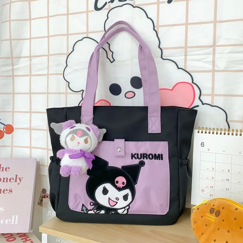 MINISO Sanrio Series Kuromi Torba płócienna Modna śliczna torebka o dużej pojemności Torba studencka Torba nautoring (w tym zawieszki)