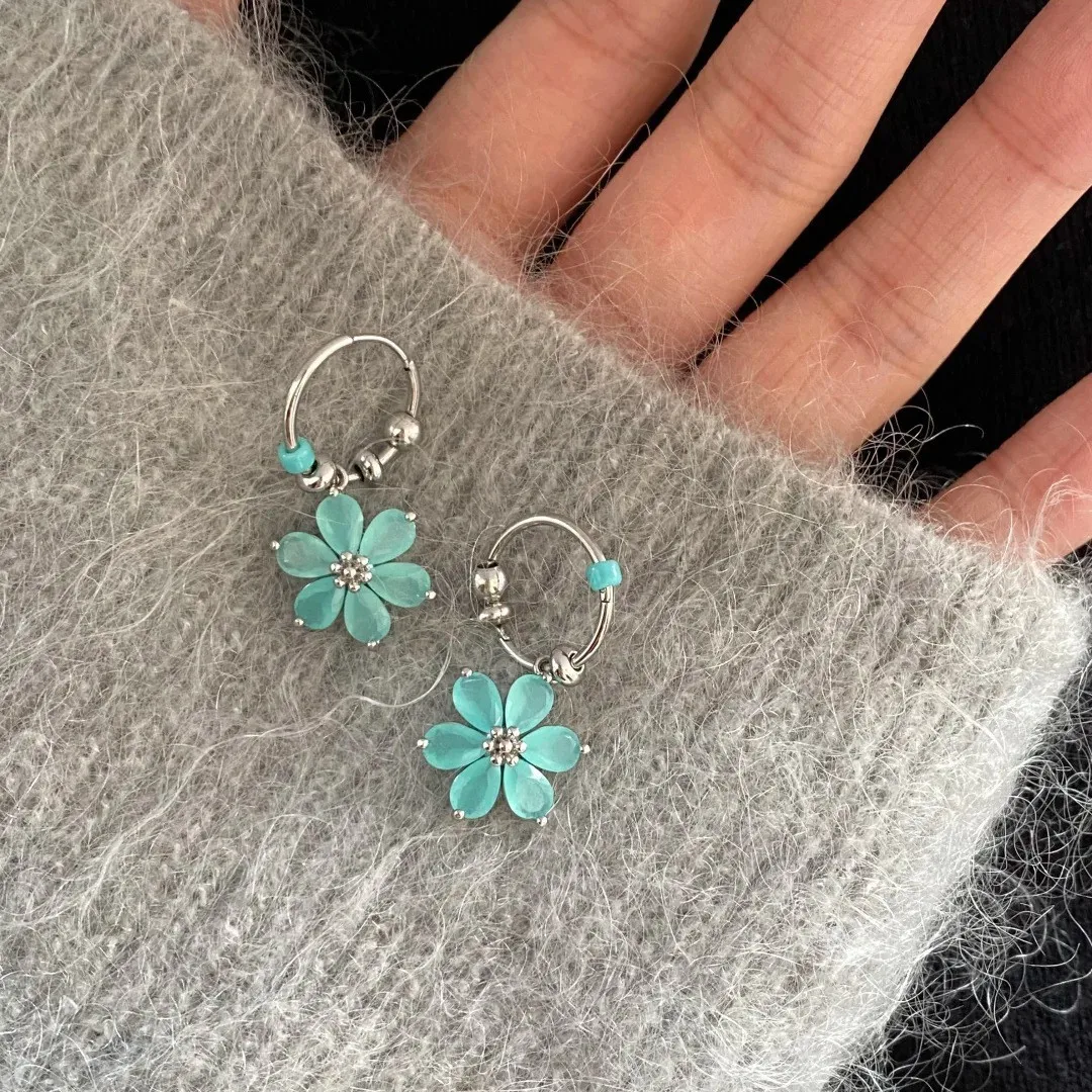 

Summer Fresh Green Flower Hoop Earrings Korean Style Cat Eye Stone Mint Color Elegant Sweet Versatile Women Party Jewelry