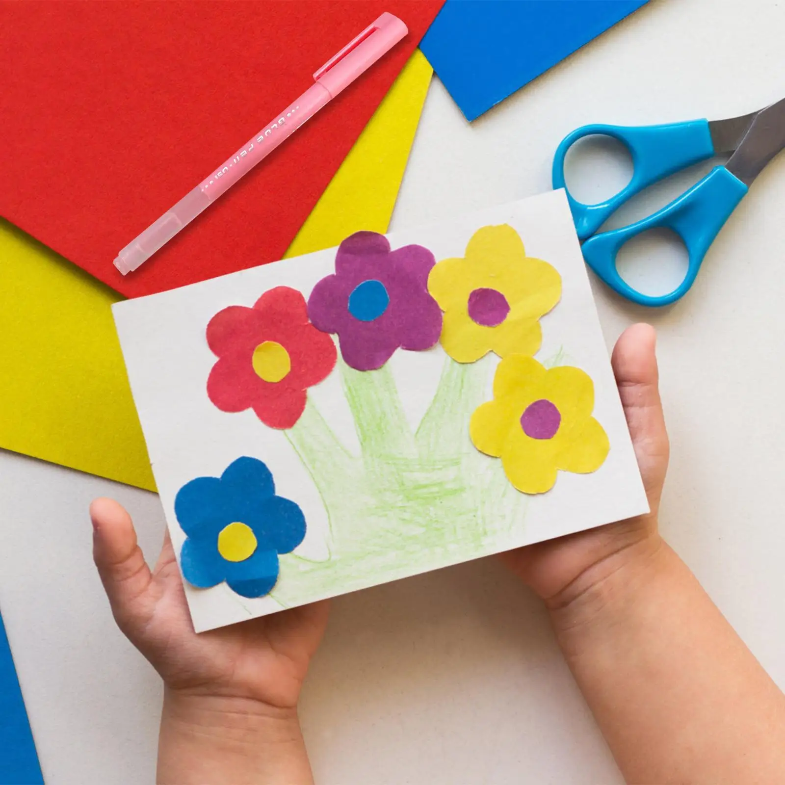 Klebestifte zum Basteln von Papier. Präzises Auftragen von Kleber-Schreibstift. Bastelkleberzubehör für Präzisionskleber und einfache Steuerung. Ideal