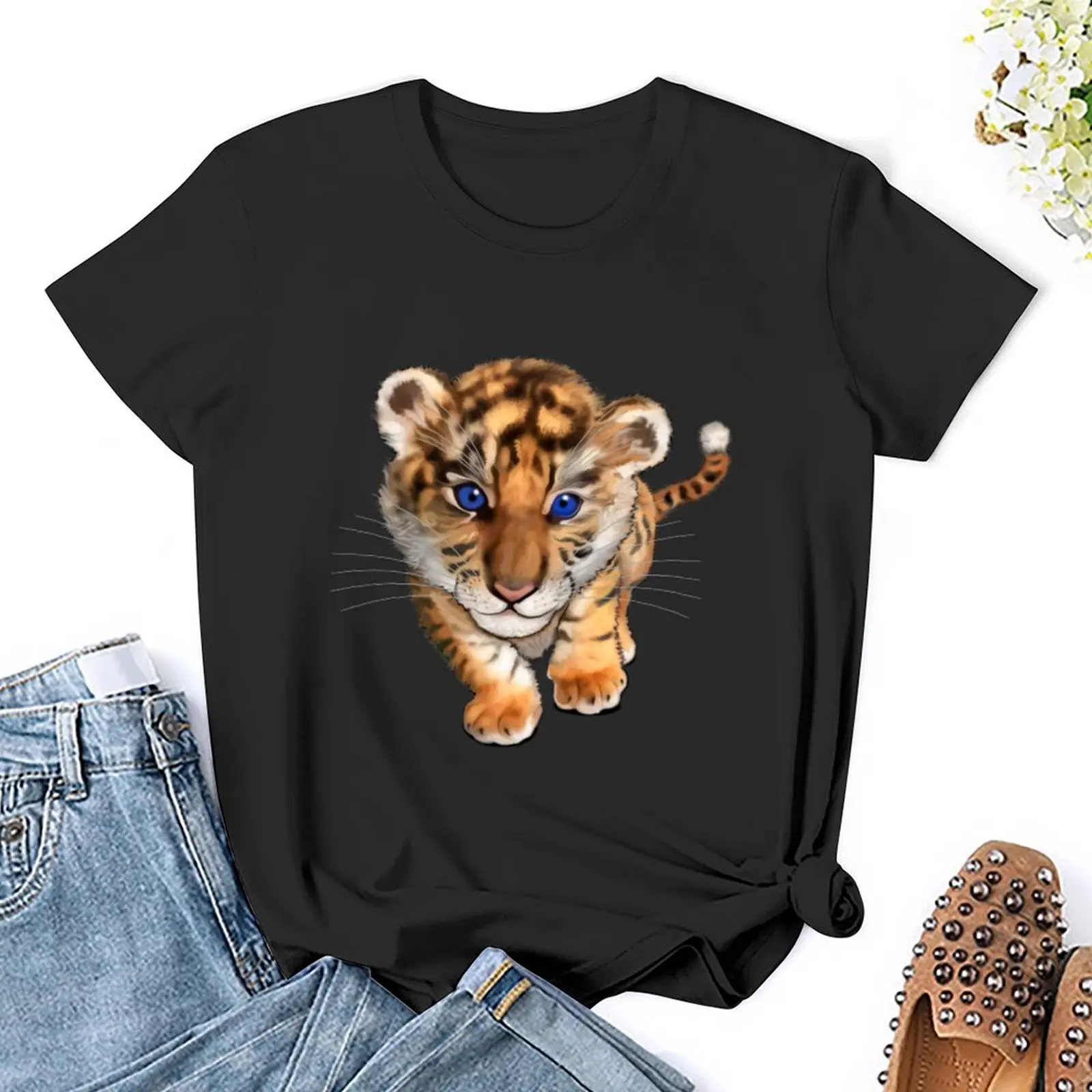 Little tiger /The Year of the tiger 2022 / No text T-Shirt tops animal print shirt for girls cat shirts for Women