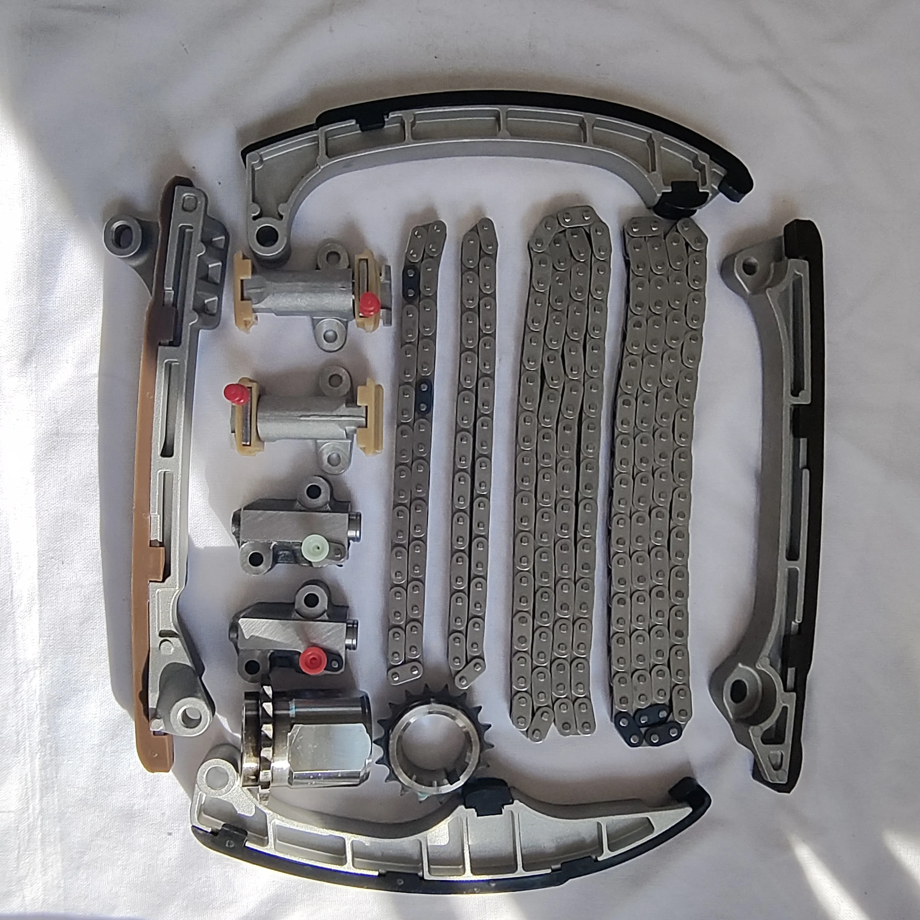 2UR 1UR Timing Chain Kit for Land Cruiser Crown 1UR-FSE 2UR-FSE Engine 13506-0S010 13507-38030 KA-39-1
