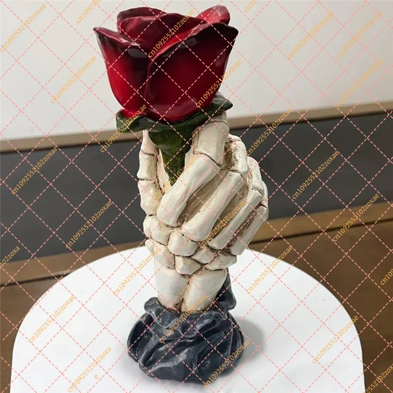 Halloween Skull Finger Candle Holder Resin Rose Candlestick Gothic Home Decor Party Atmosphere Ornament Holiday Gift