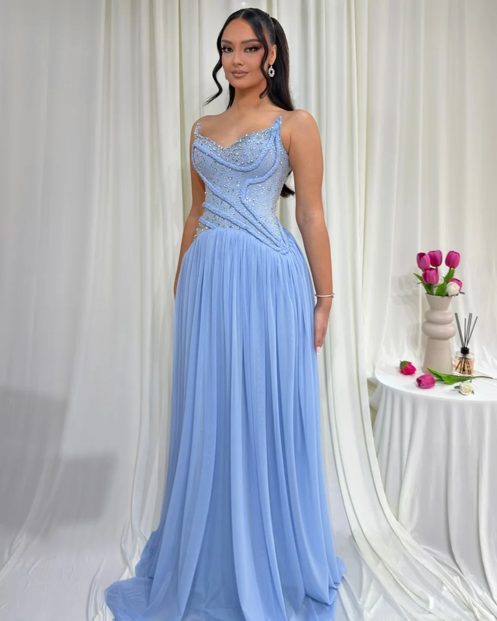 Customized Elegant Women Chiffon Rhinestone Sequined A-Line Evening Dresses Formal Strapless Sleeveless Floor Lenght Party Gowns