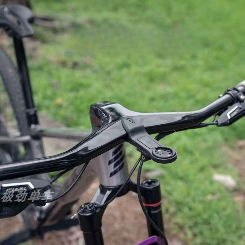 

Карбоновый интегрированный руль для горного велосипеда MTB с полной внутренней проводкой, скрытой ультралегкой горизонтальной системой проводки, сверхлегкий.