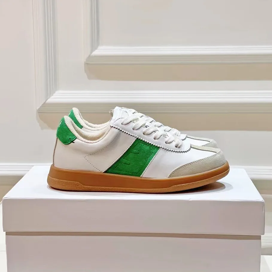 

High quality Low cut Men's Genuine Leather Training Shoes Thick soled Versatile Board Shoes White Shoes Sports and Leisure Women