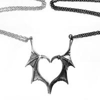 Neo Gothic Couple Necklace White Black Dragon Wing Heart Pendant Romantic Love Jewelry Fashion Accessories Valentine s Day Gift