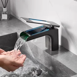 Bathroom faucet Digital display LED copper faucet, basin faucet, hot and cold sink waterfall faucet with LED temperature display