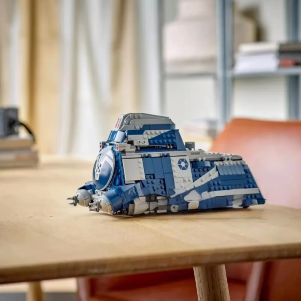 

New separatist building blocks creative model toys adult Christmas birthday gifts children holiday gifts