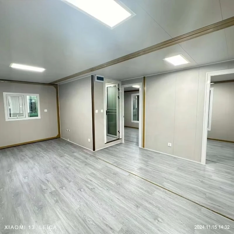 Camere da ufficio pieghevoli Piccolo contenitore per la casa Pronto per case dal vivo da 20 piedi Casette mobili con tetto