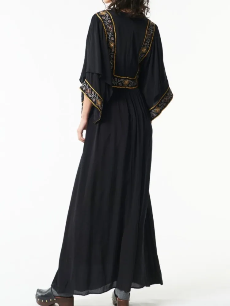 Vestido de vacaciones bordado Retro negro con cuello en V mangas de murciélago vestido largo informal de playa Vestidos bohemios para mujer 2025