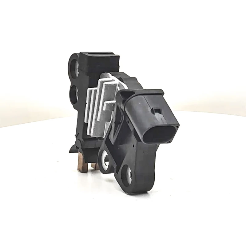 

Регулятор напряжения для 04-118 14V 13450300 IB6056 310N10107Z CN1510316AA 0120000003 0120000029ARB0656DD ARB0656SH ARB0656UT