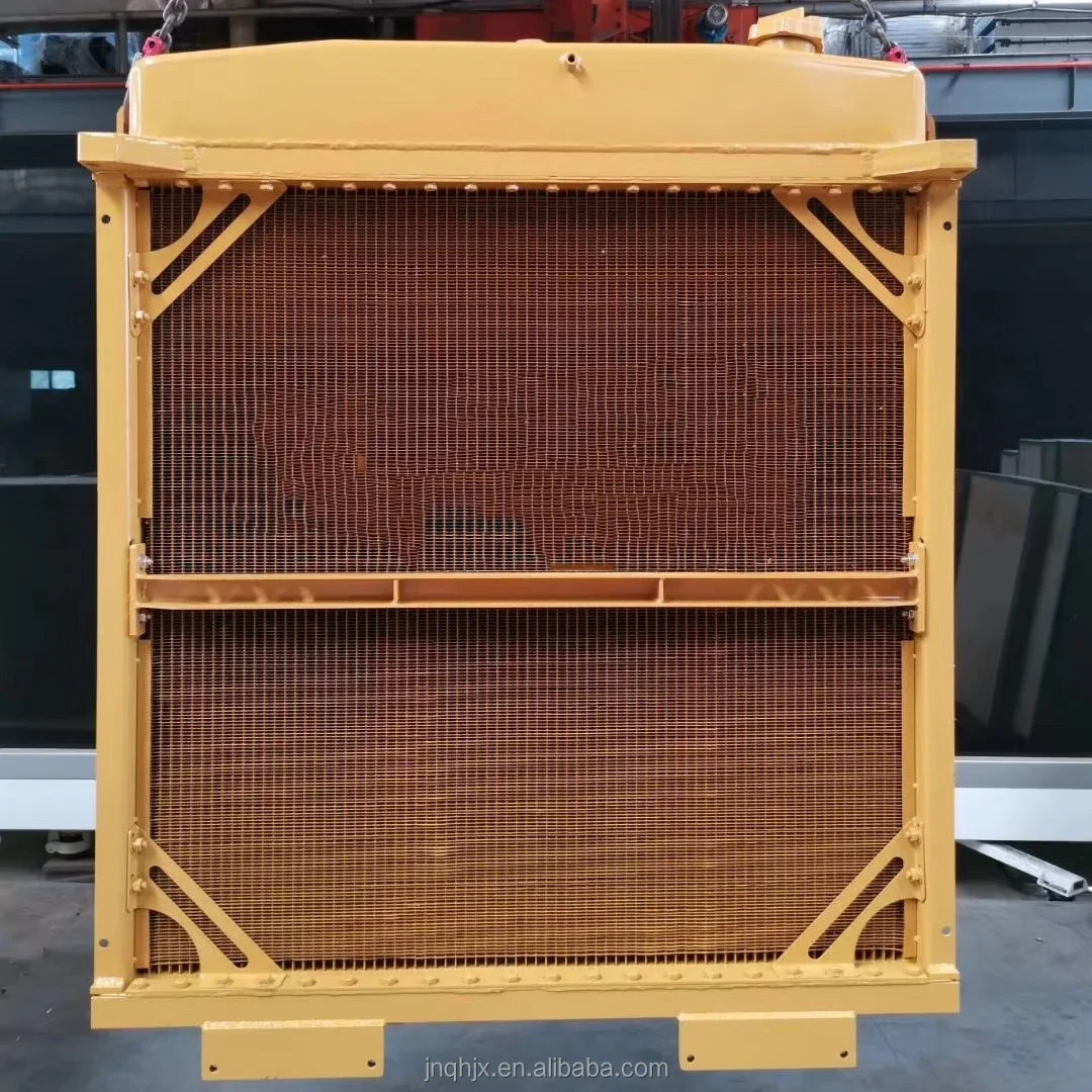 Third-Generation Electronic Fuel Equipped Excavator Radiator Water Tank SD22 Construction Machinery Parts