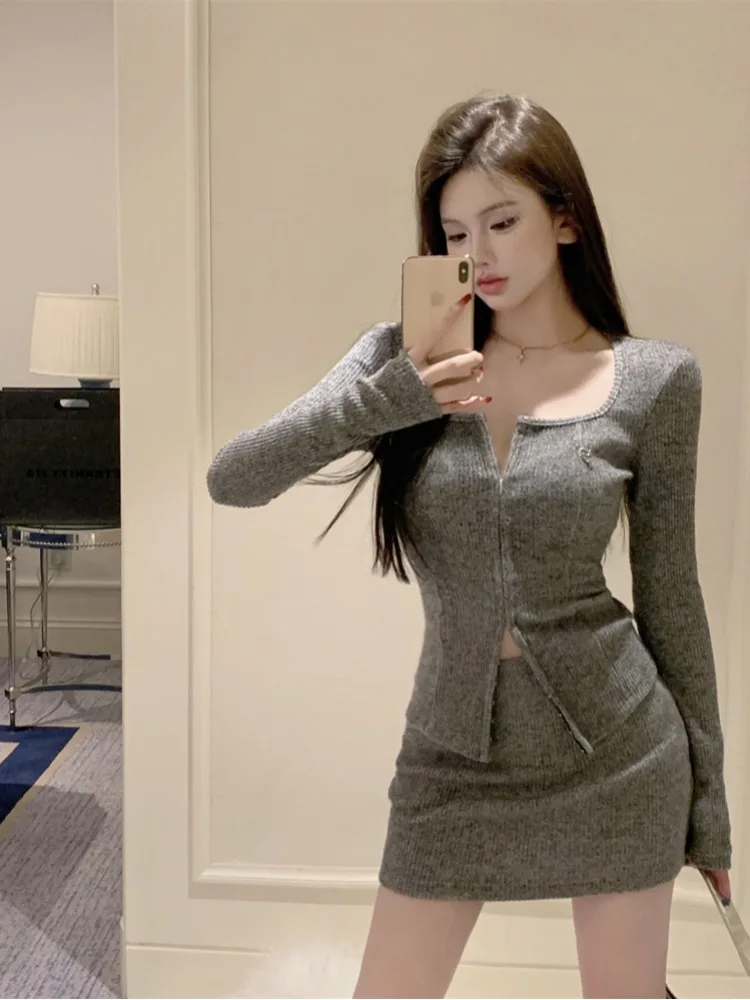 Gentle Temperament Set Slim fit Long sleeve Knit Women Winter 2024 New Sheath Skirt Two piece skirt