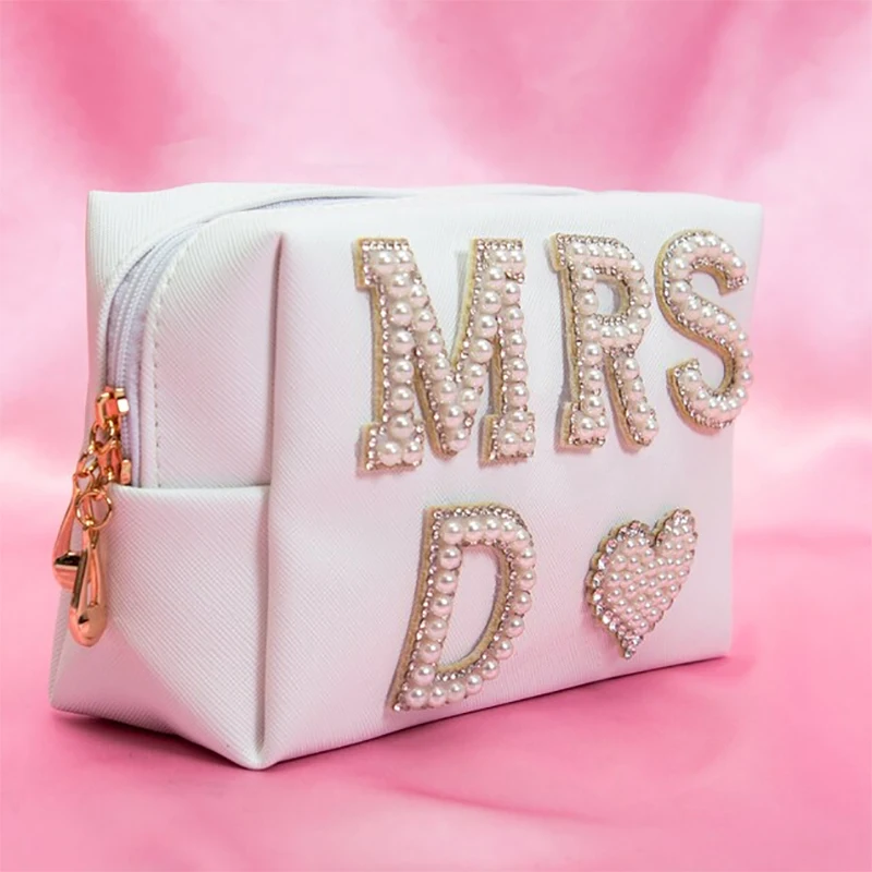 

Custom initial Mrs Pearls Jewelry Box Bridal Shower Wedding Honeymoon Travel Bachelorette hen Party decoration bride to be Gift