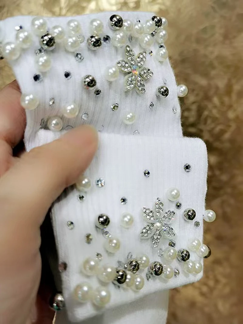 Luxury Style Sparking Pearls Beaded Stitch White Cotton Socks Women\'s Stylish Comfortable and Breathable Cotton Socks