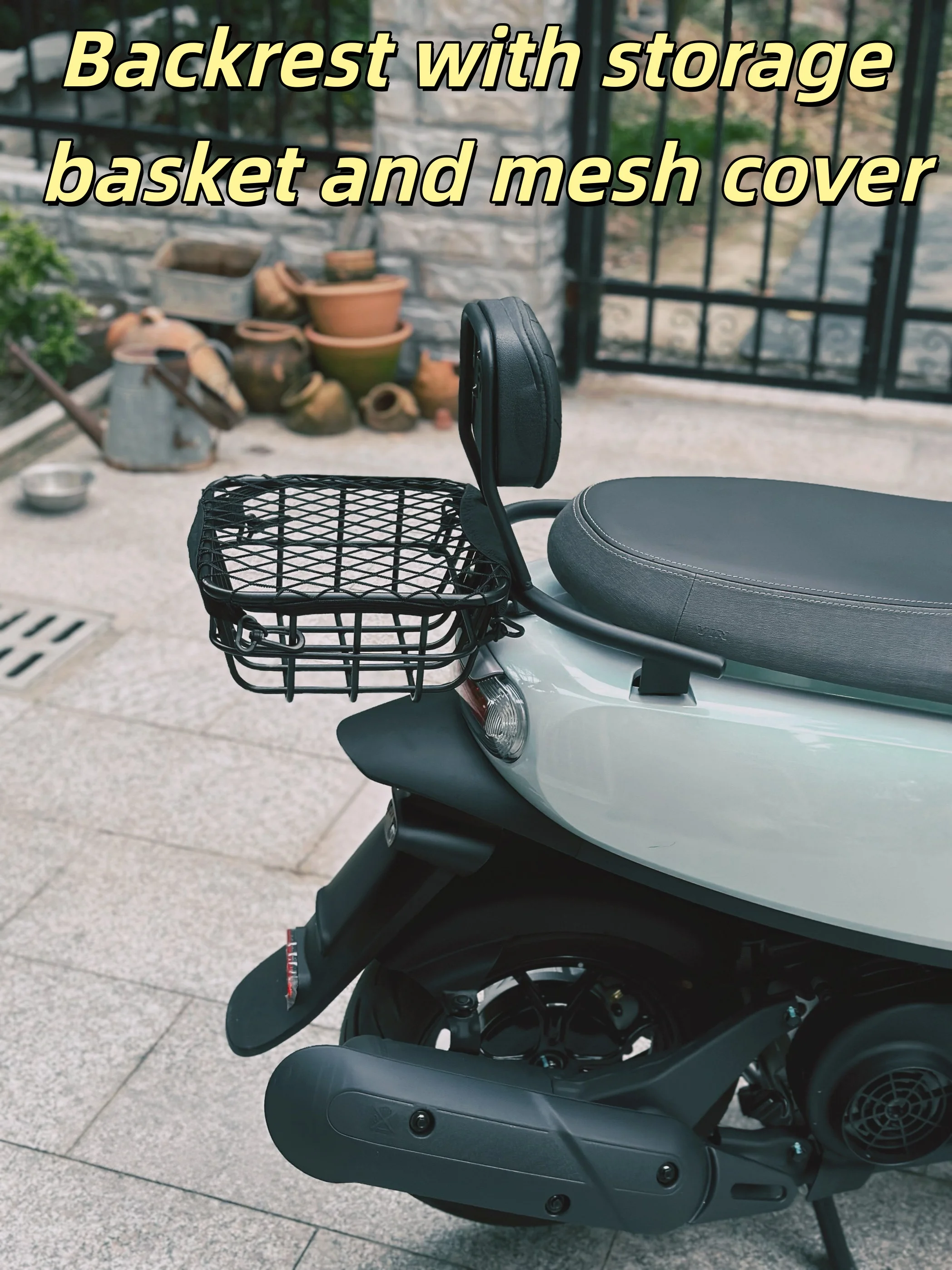 For SYM Hummingbird 125 scooter: Modified split-type rear rack with backrest and cargo carrier.