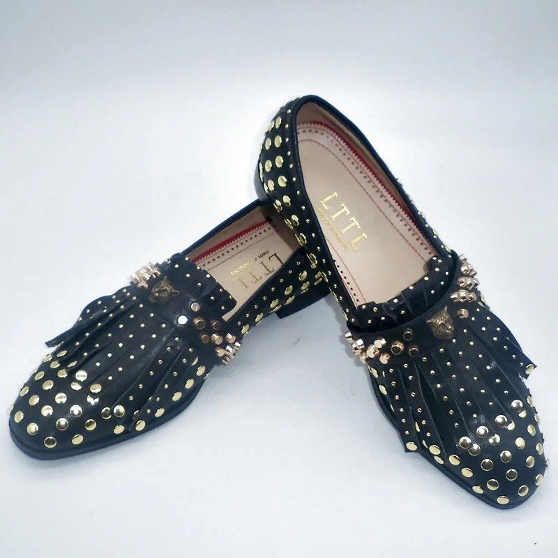 

Classic Black Genuine Leather Shoes Tassel Loafers Slip On Men's Dress Shoes With Rivets For Party And Wedding