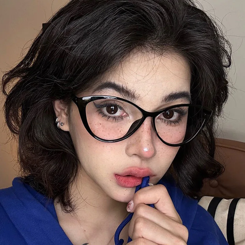 Y2K Triangle Frame Glasses Women Girls Vintage Cat Eye Eyeglasses Anti-blue Light Reading Eyewears Female Myopia Spectacles