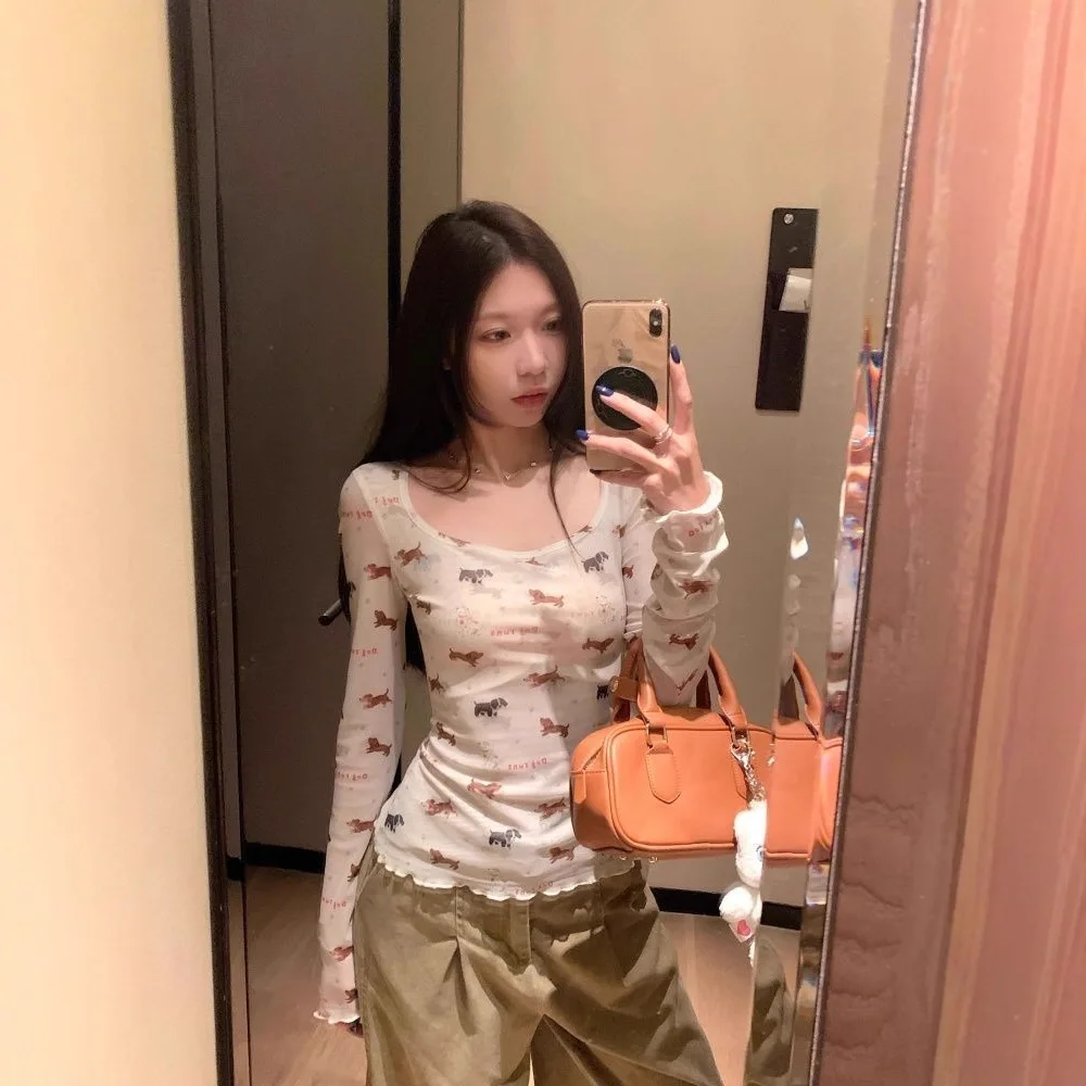 

Sweet Dog Pattern Sheer Mesh Long Sleeve Top Women Square Neck Ruched Wavy Hem Slim Casual Streetwear T‑Shir