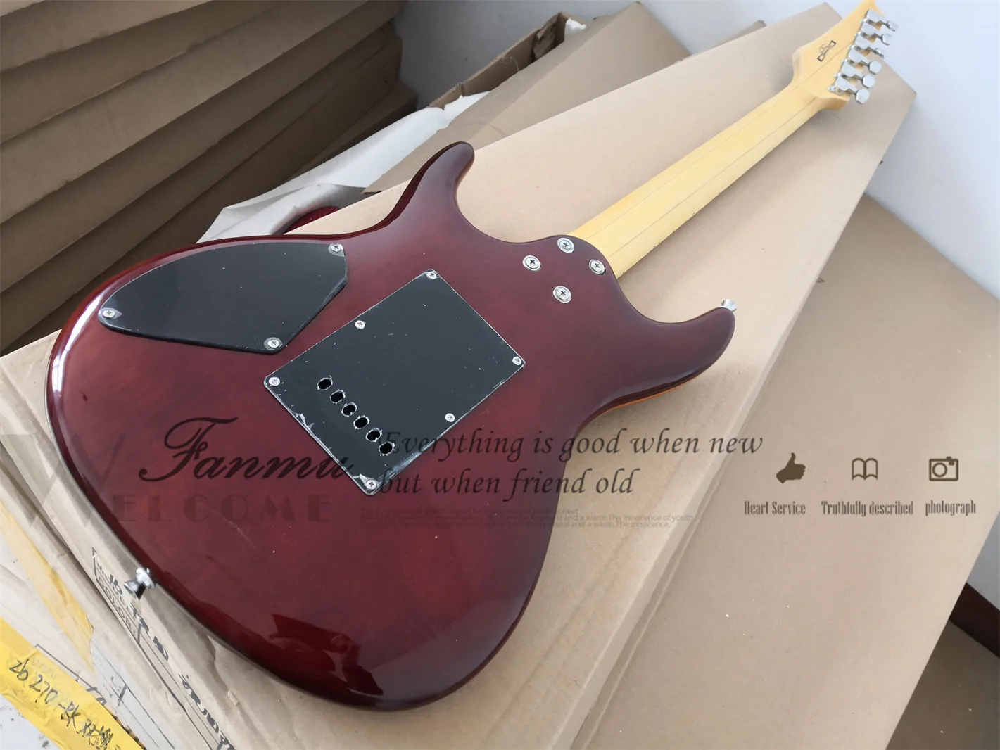 Ultra-thin Electric Guitar Mahogan Brown Body Maple Neck HSH Pickups Tremolo Bridge