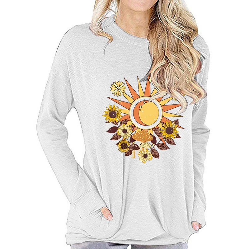 Boho Retro Sun Moon Long-sleeved T-shirt Women Boho Botanical Floral Printed T-shirts Mushroom and Moon Graphic T-shirt Female