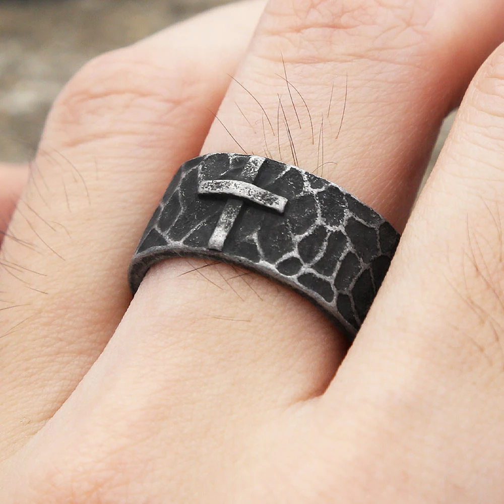 New Vintage 316L Stainless Steel Cross Ring Fashion Simple Punk Unique Rings For Men Women Hip Hop Biker Jewelry Gifts Wholesale