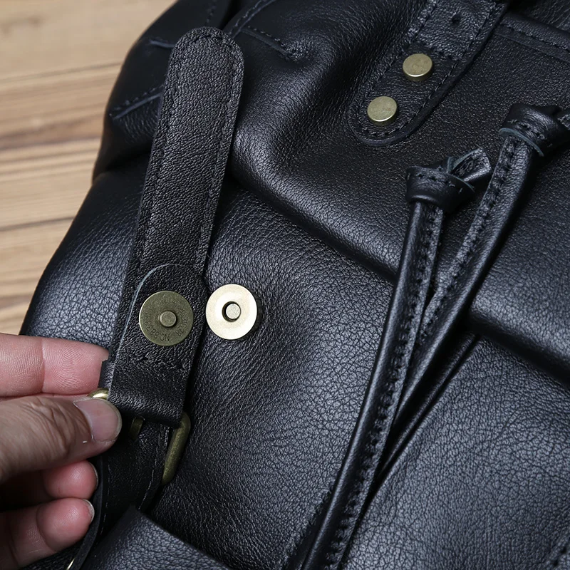 NZPJ Herren-Rucksack aus echtem Leder, lässige Herrentasche, natürliches Rindsleder, Büchertasche, Laptop-Computertasche, Rucksack mit großer Kapazität – Detail 10