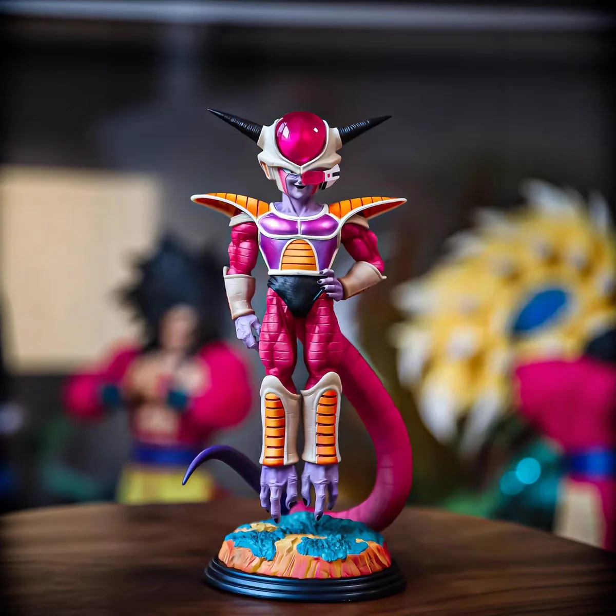 23 センチメートル/19 センチメートルアニメドラゴンボール Z フリーザフィギュアアクションフィギュア第二形態フリーザ GK PVC コレクションモデルおもちゃギフト