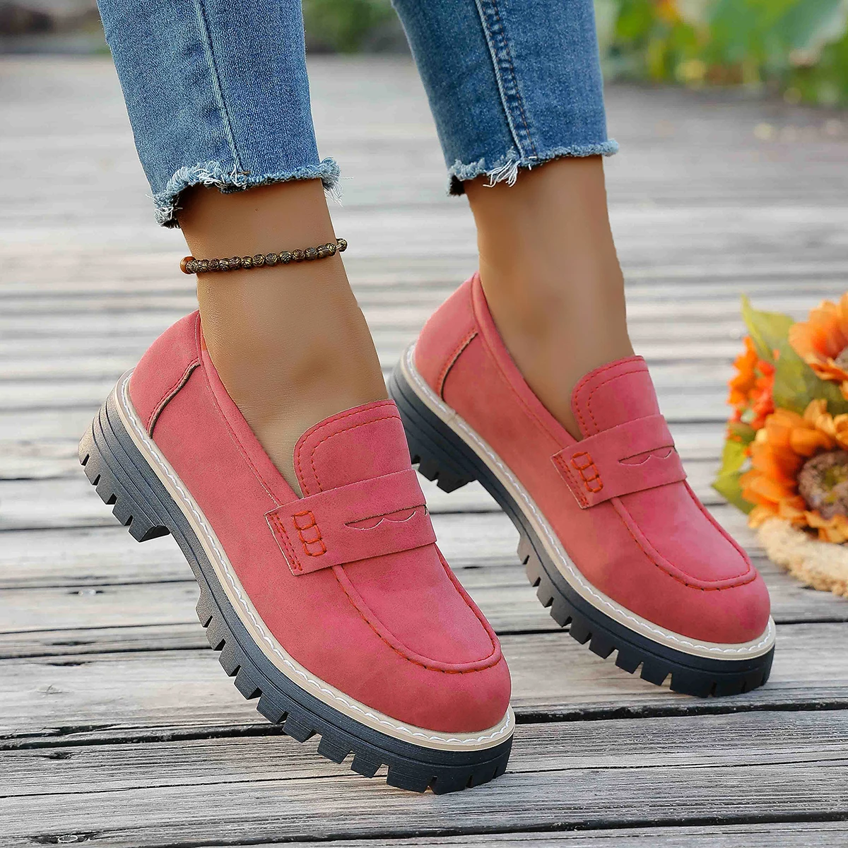 Woman Spring Autumn New British Style Flats Comfortable Low Heel Slip on Shoes Ladies Solid Color Platform Loafers Shoes