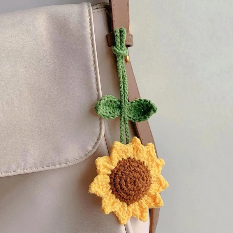 Lindo llavero de ramo de ganchillo Mini llavero de flores tejido a mano anillo bolsa de coche colgante adorno amante regalo del Día de San Valentín