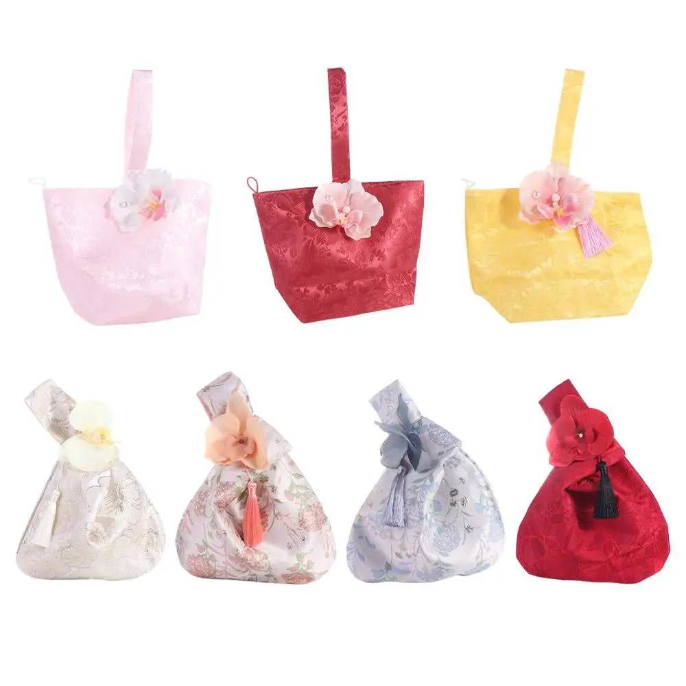 

Sweet Orchid Flower Tassel Knot Wrist Bag Temperament Printing Chinese Style Handbag Make Up Pouch Wedding Candy Bag Women