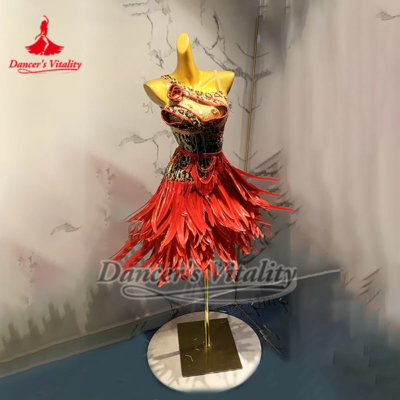 삼바 레오파드 인쇄 붉은 깃털 스타일 민소매 드레스 성인 라틴 패션 디자인 전문 경쟁 의류 맞춤형