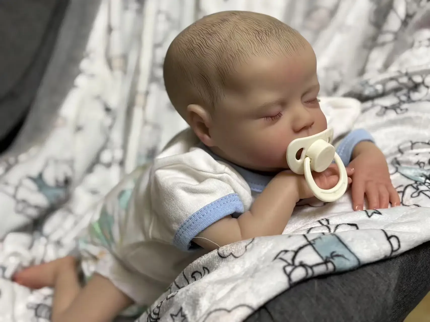 DLS مخصص محدود العرض 19 بوصة تولد من جديد الطفل Deliah مع الشعر المطلي دمية الانتهاء بالفعل مع فستان لطيف