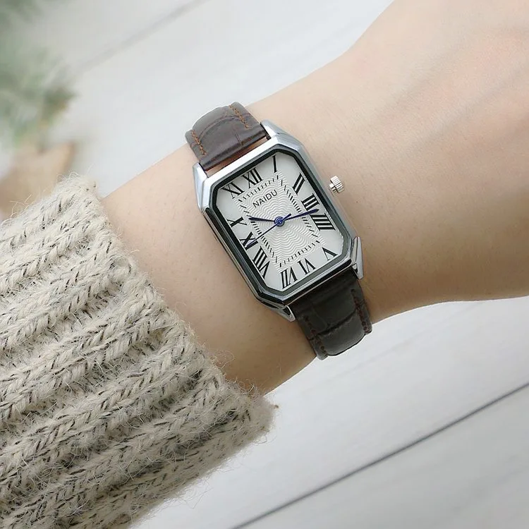 Retro Brown Leather Strap Women Watches Qualities Ladies Stailless Steel Wristwatches Fashion Brand Fashionable Relogio Feminino