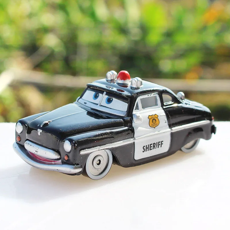 ▍ Neues Pixar Cars 3 Lightning McQueen Rennfahrzeug Familie Jackson Storm Ramirez 1:55 Druckguss-Metalllegierung Kinderspielzeugauto