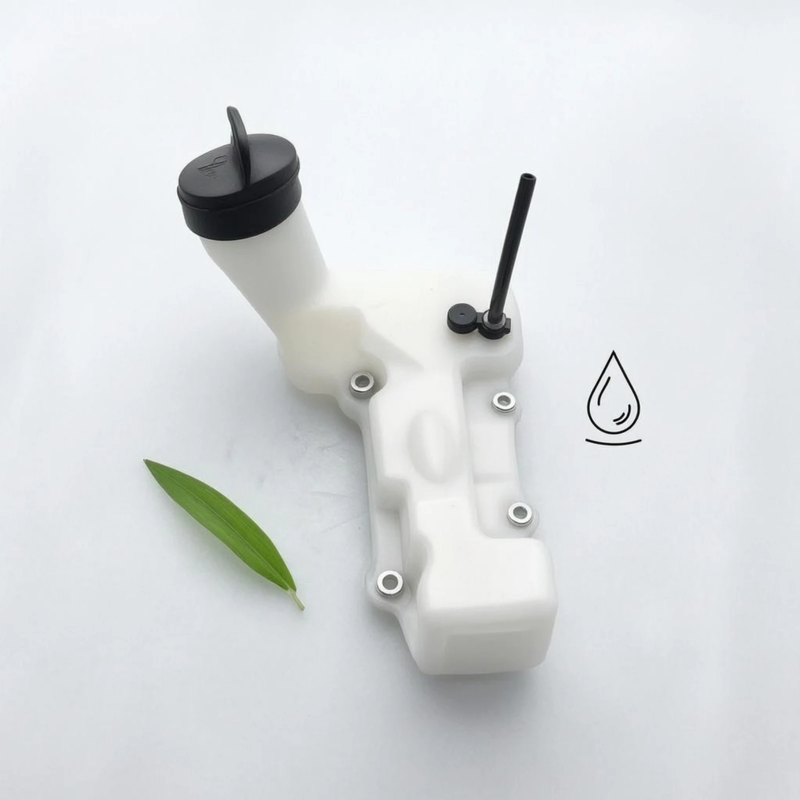 

Replacement Fuel Tank Metal-Reinforced Plastic Fuel Tank Assembly Small Engine Part New-Style Sturdy Construction