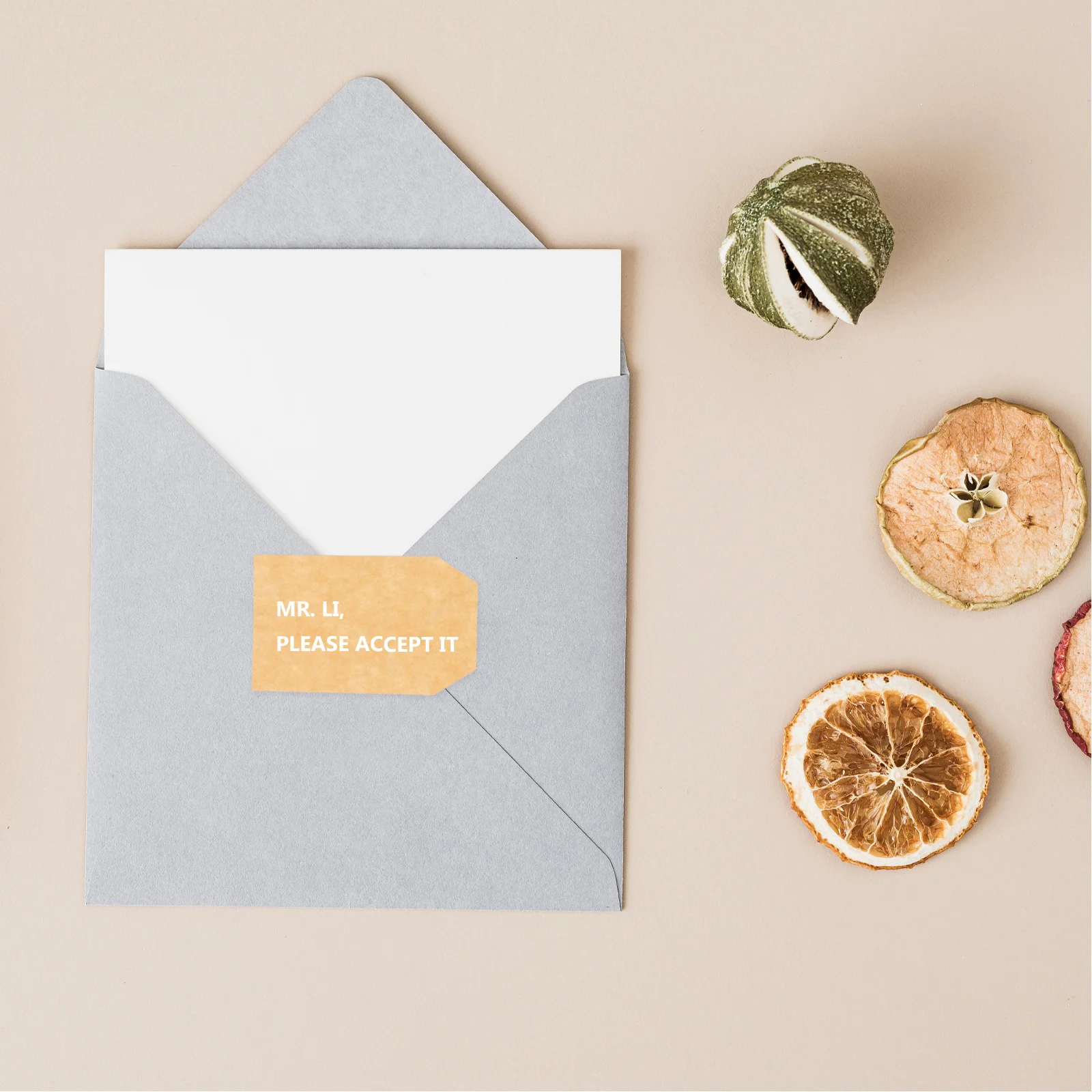 

2pcs 2 Rolls Blank Kraft Paper Labels Self-Adhesive Name Tags For Sorting Sticker Paper Labels Home Organization