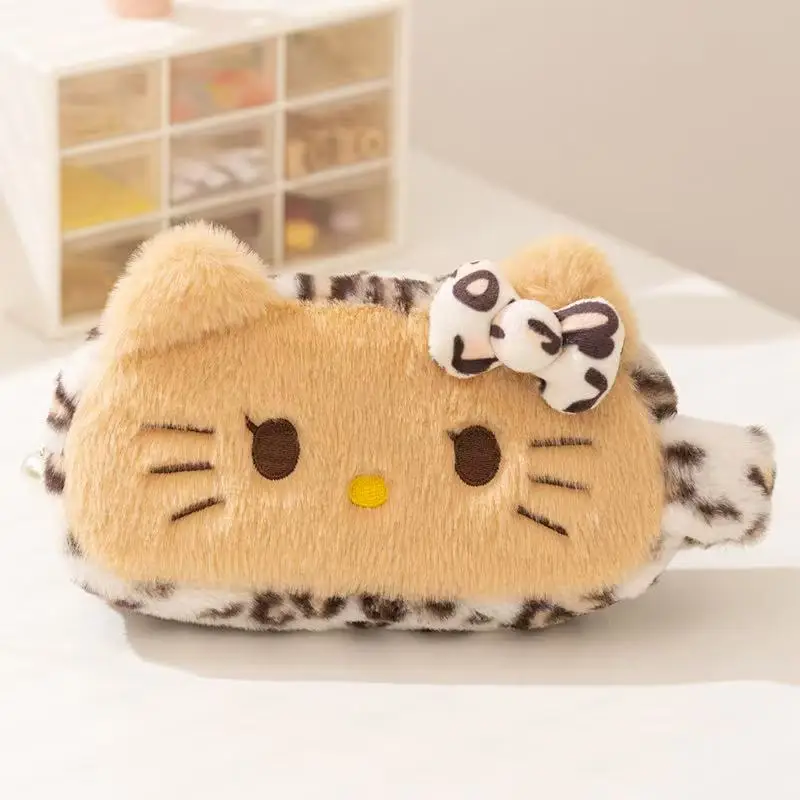The latest Sanrio Hello Kitty cat pencil case, coin purse, Kawaii plush toy, cartoon cartoon, cute, and suitable holiday gift