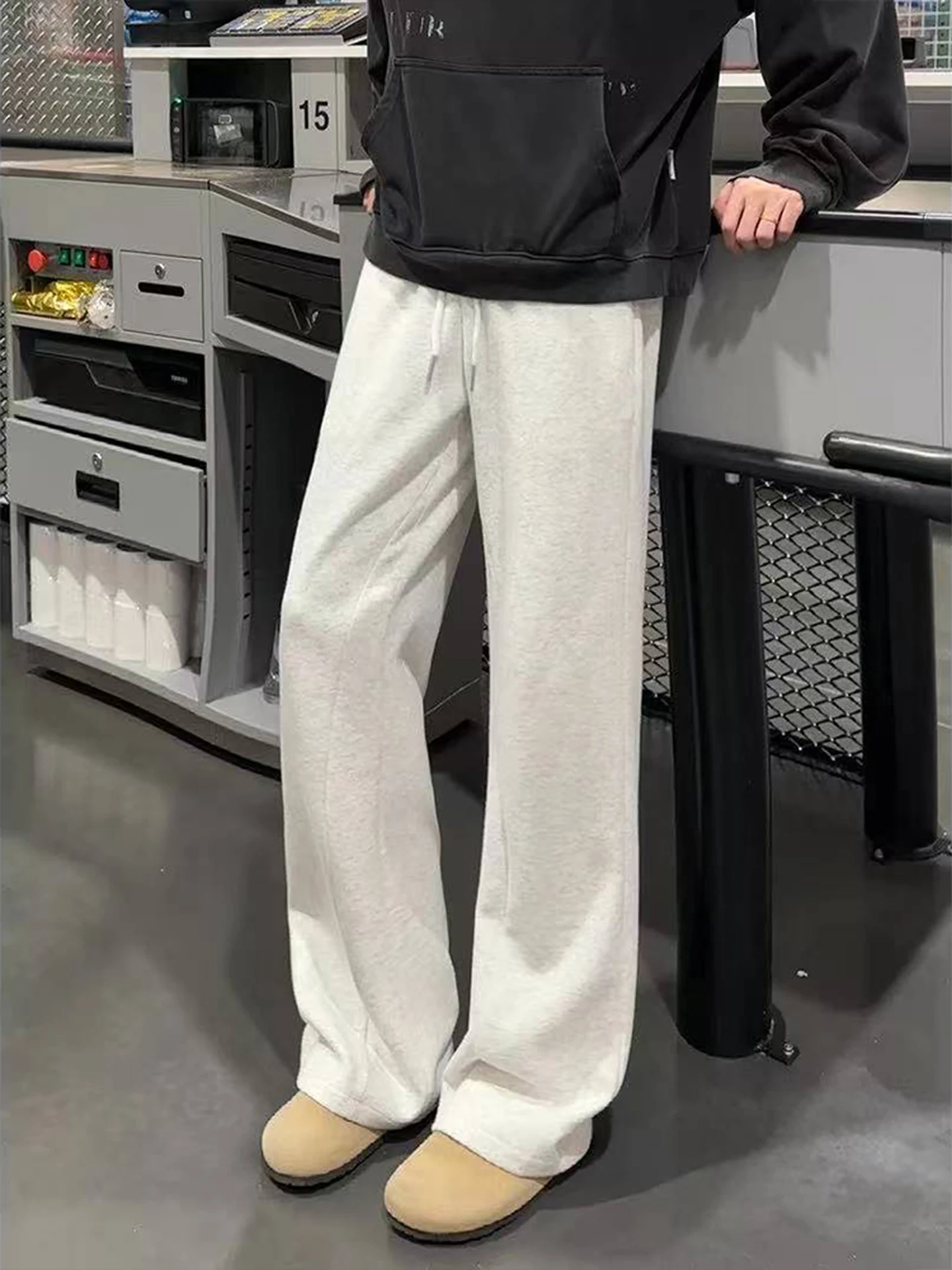 White Grey Casual Loose Fit Sweatpants Men's Autumn Heavy Drape American Sport Style High Waist Flared Long Trousers