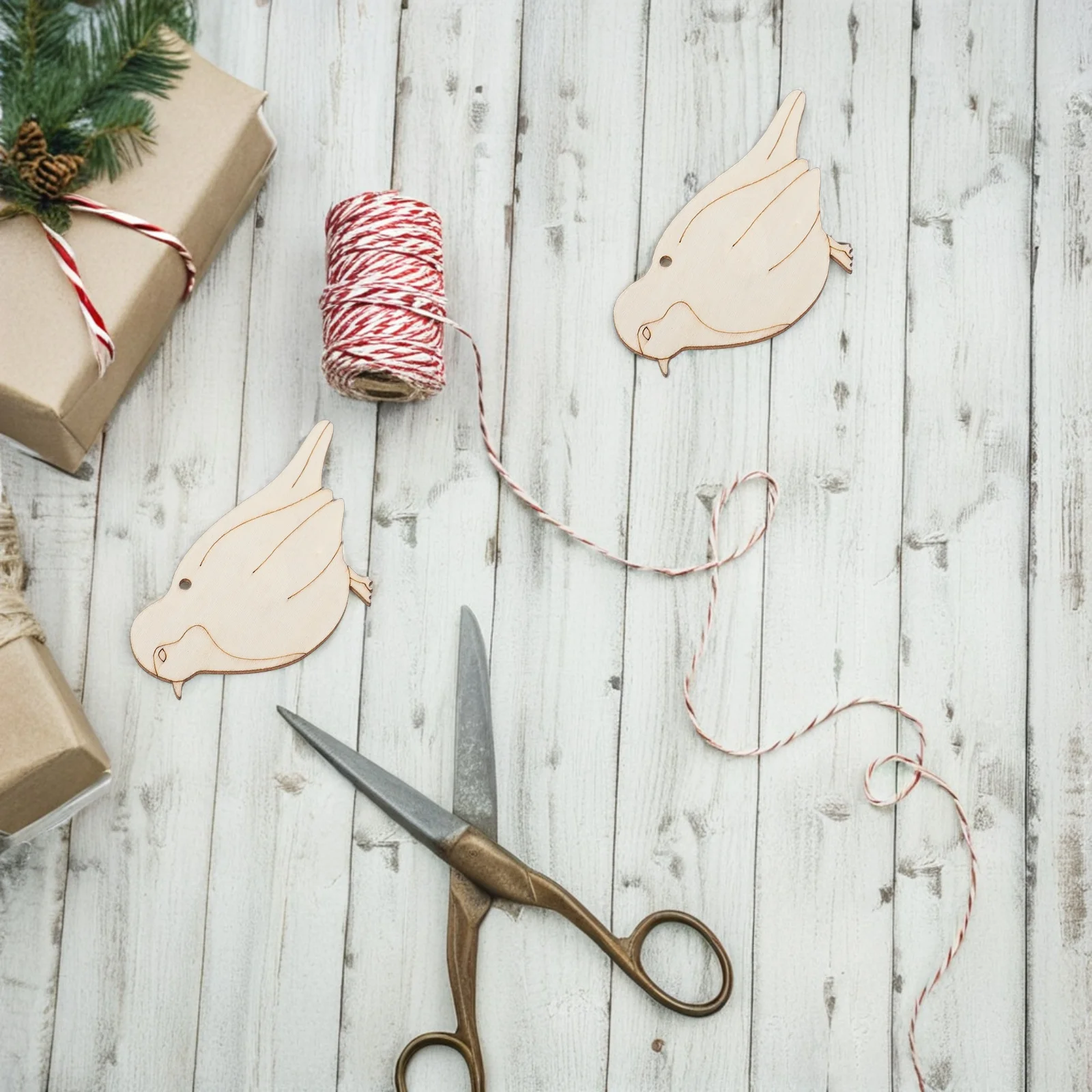 

20pcs Wooden Bird Pendant Animals Shaped Embellishments Slices Hanging Ornament Decorative Unpainted Wood Crafts Diy Home Decor