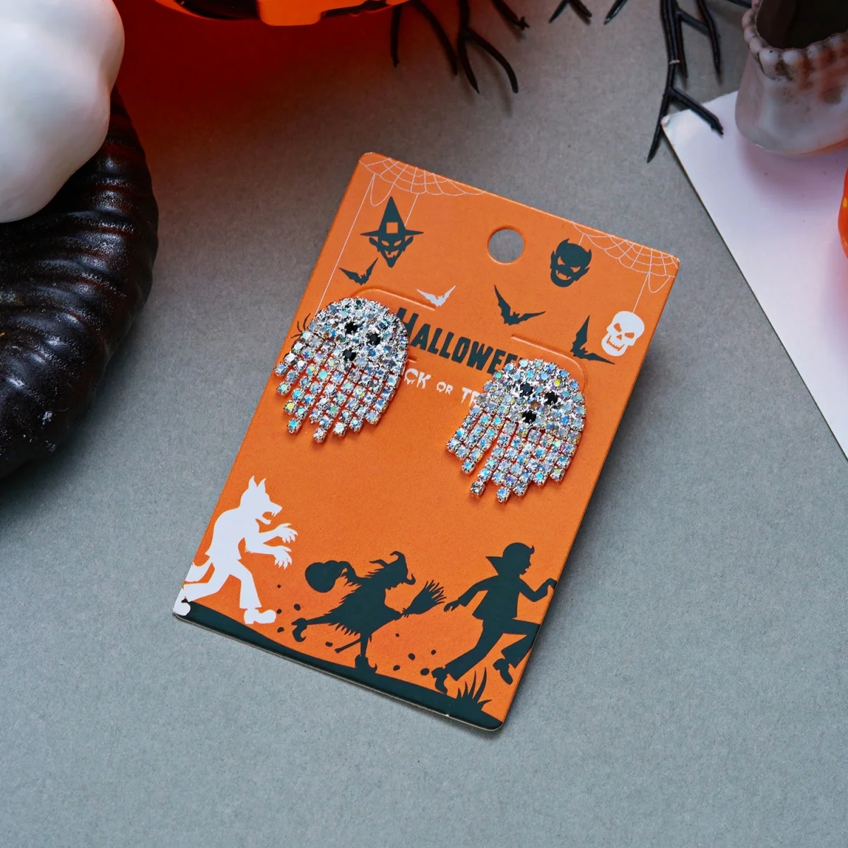 Niedliche Cartoon-Geister-Ohrstecker mit Strass und Quasten für Damen, Punk-Geister-Ohrringe, Halloween-Karneval-Party-Schmuck – Detail 32