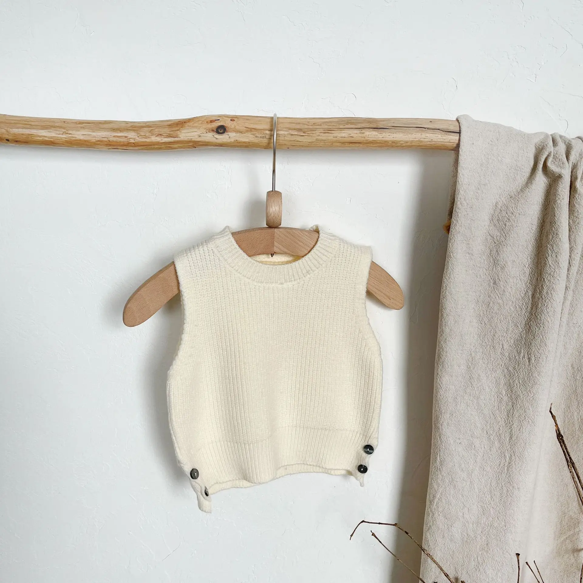 Korean Boys' Striped Shirt Spring Style Children's Baby School Style Long Sleeved Knitted Vest Gentleman's Top