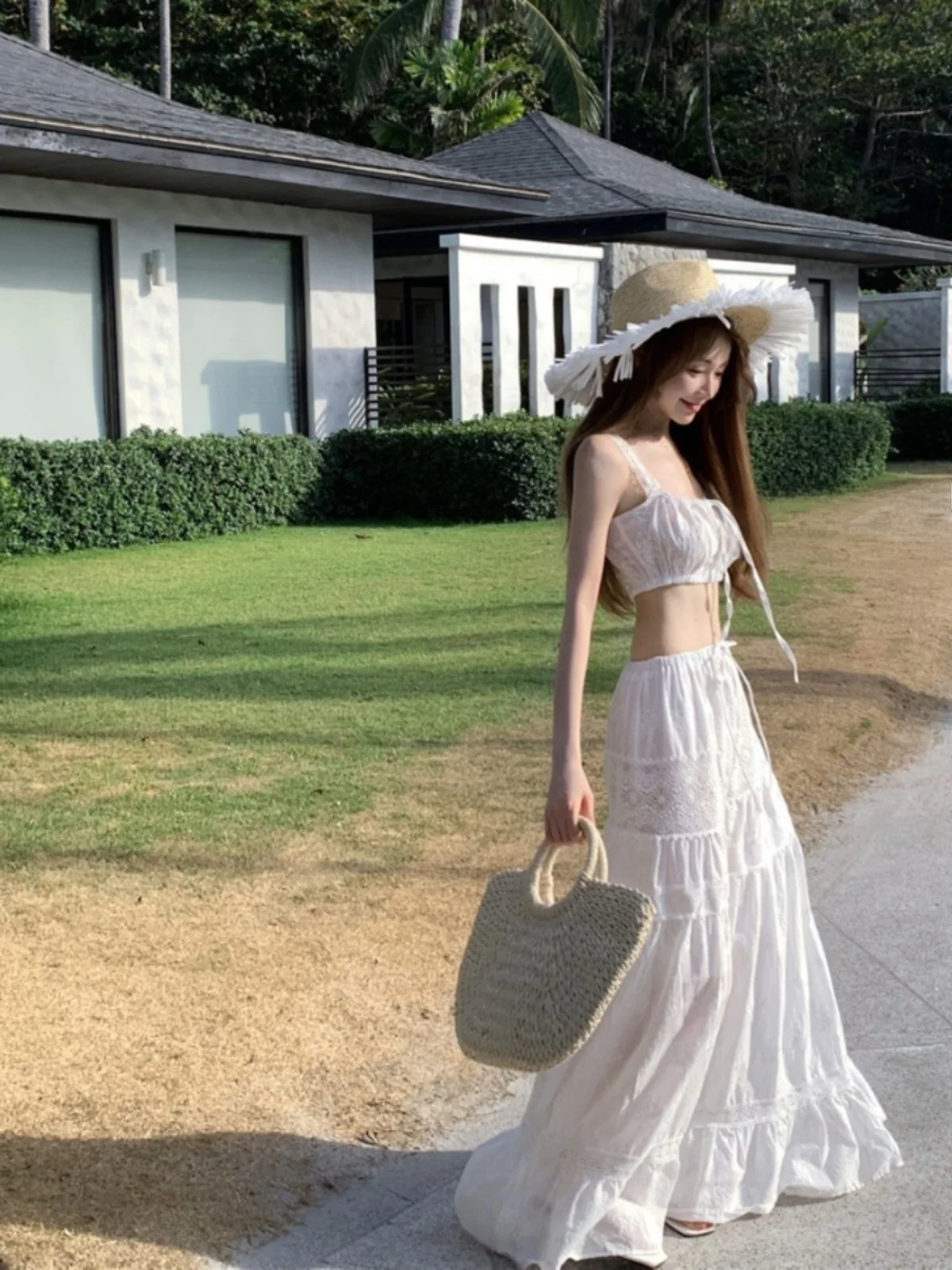 

Белый кружевной длинный топ и юбка, комплект пляжного туристического наряда, женское летнее двухсекционное платье из полиэстера Ele And Sli