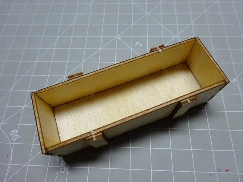 Mini caja de armas de madera, modelo de herramientas para camión Tamiya RC, remolque volquete Scania MAN Benz Actros Volvo, piezas de bricolaje, 1/14