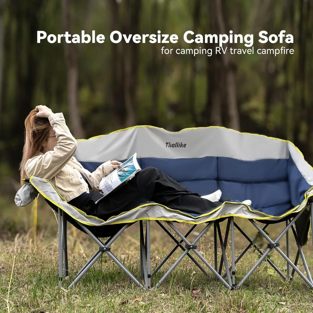كرسي تخييم مزدوج - أريكة قابلة للطي للاستخدام الخارجي تتسع لـ 2-3 أشخاص مع حاملات أكواب وكأس للنبيذ - أريكة تخييم كبيرة الحجم بمقعدين للتخييم