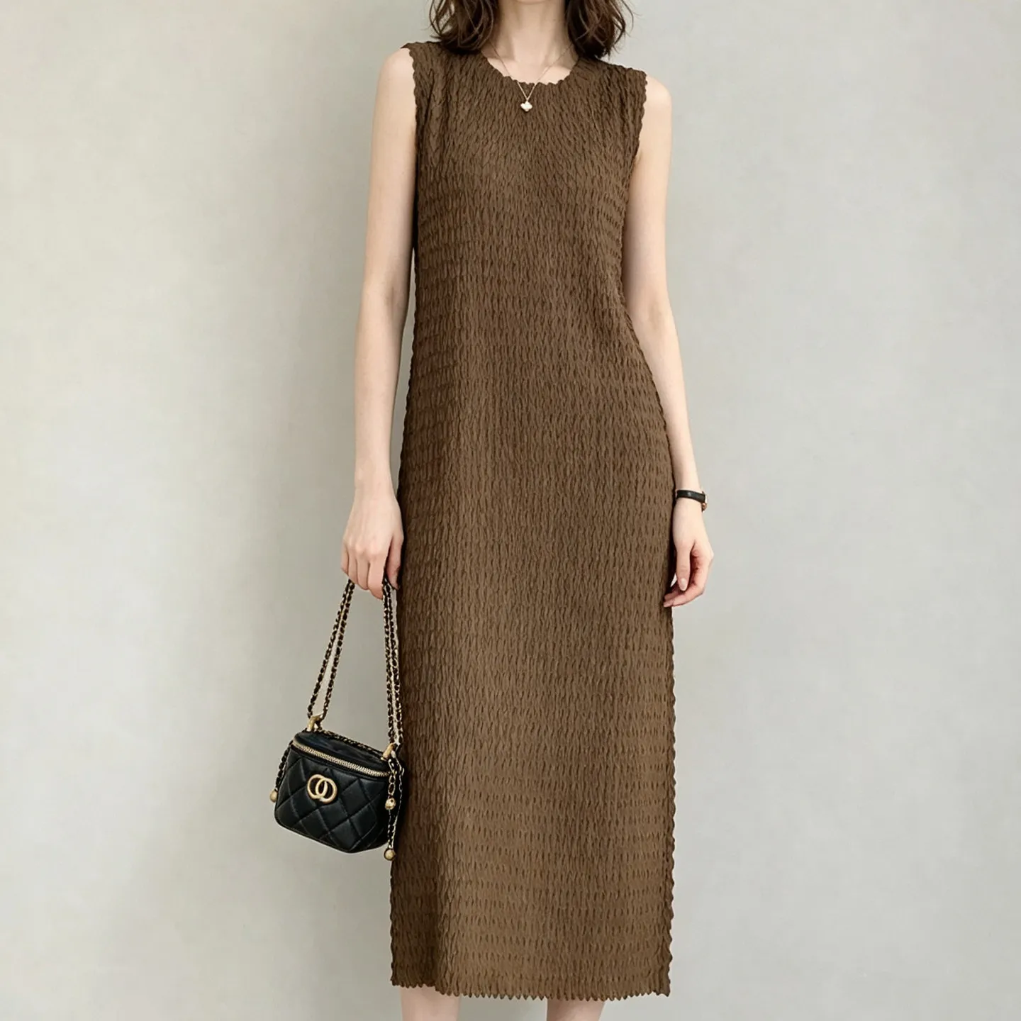 Miyake Plissee-Kleid, Damen, ärmelloses Midikleid, strukturiert, lockere Passform, elegant, lässig, Sommermode, Vintage-Stil, schicker Look – Detail 11