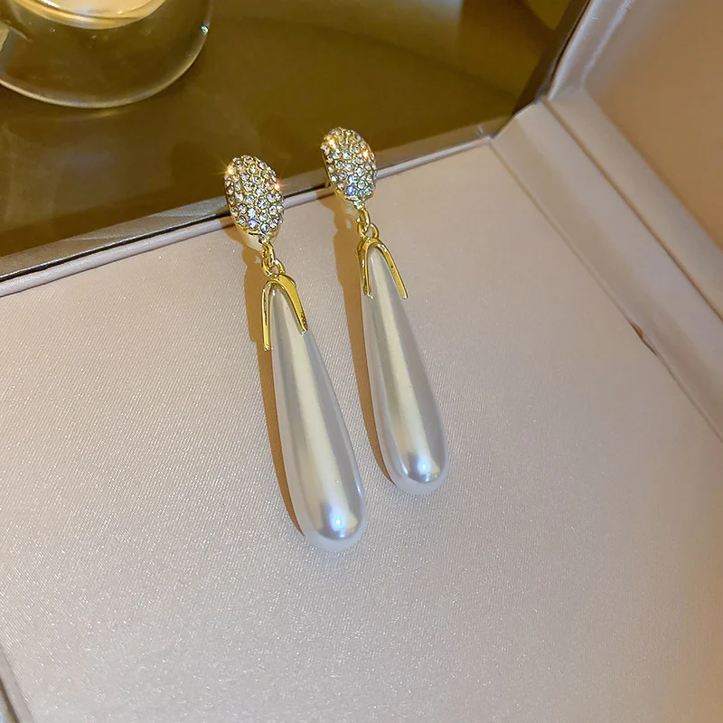 Vintage Simple Drop Earrings Long Water Drop Pearl Earrings for Women Girls Statement Jewelry Gifts