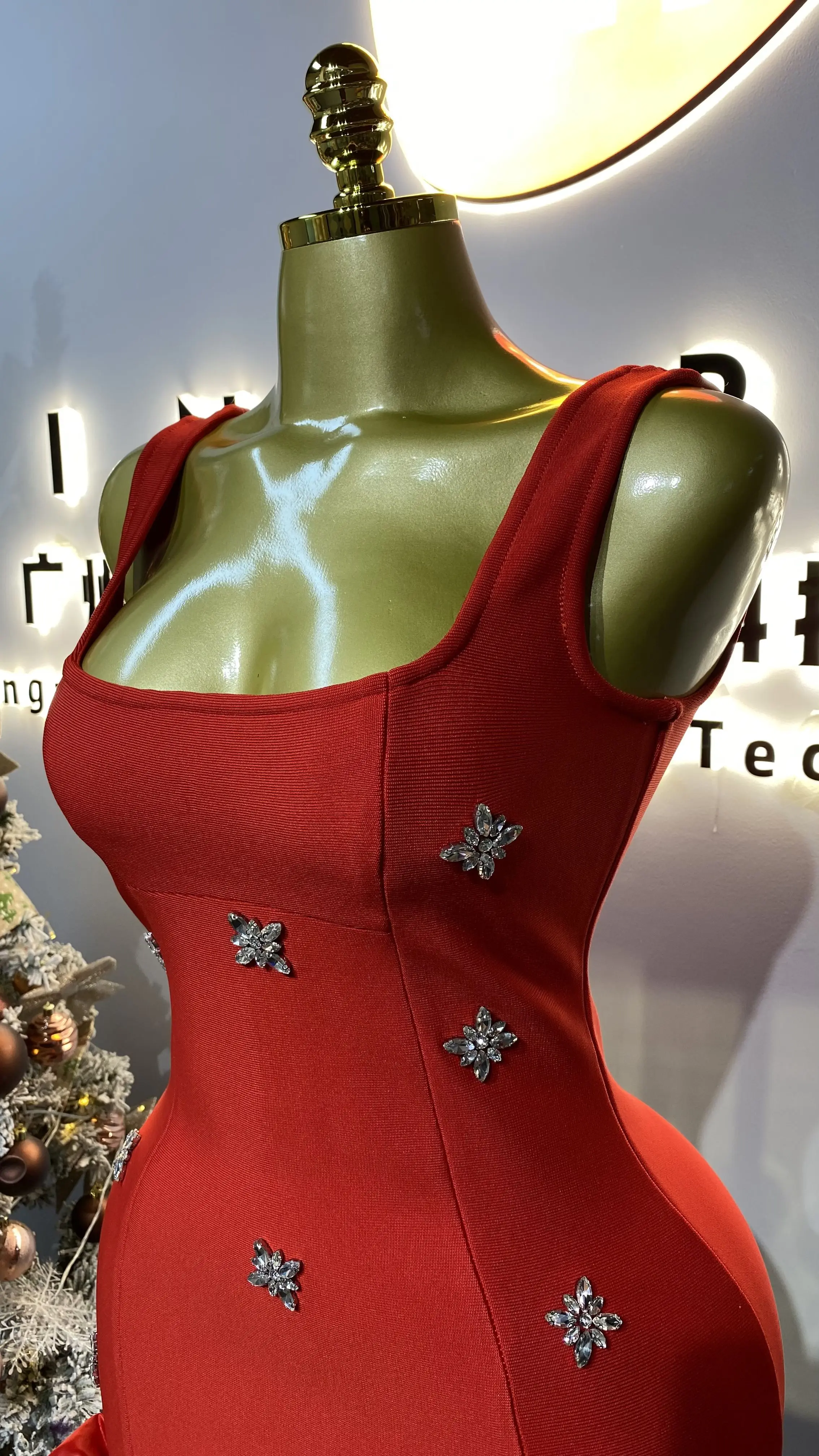 Sexy summer mini dress for women, designer style, pasta with luxurious beaded diamonds-GZXX330